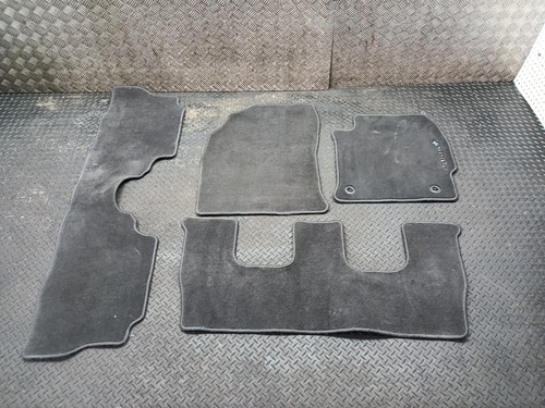 Toyota prius plus floor mat - toyota,